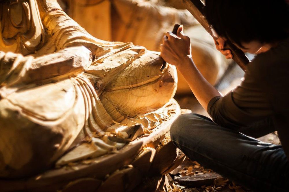 Wood artist